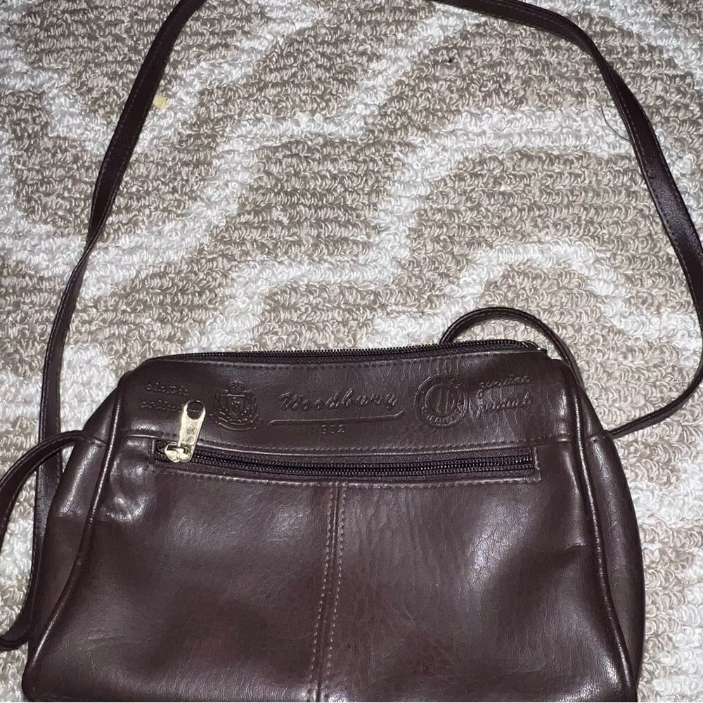 - Woodbury leather brown purse 1952